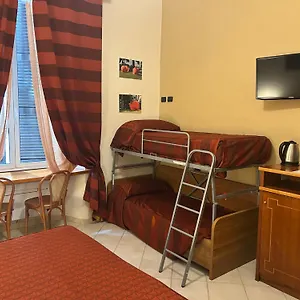 Konukevi Dama Private, Roma